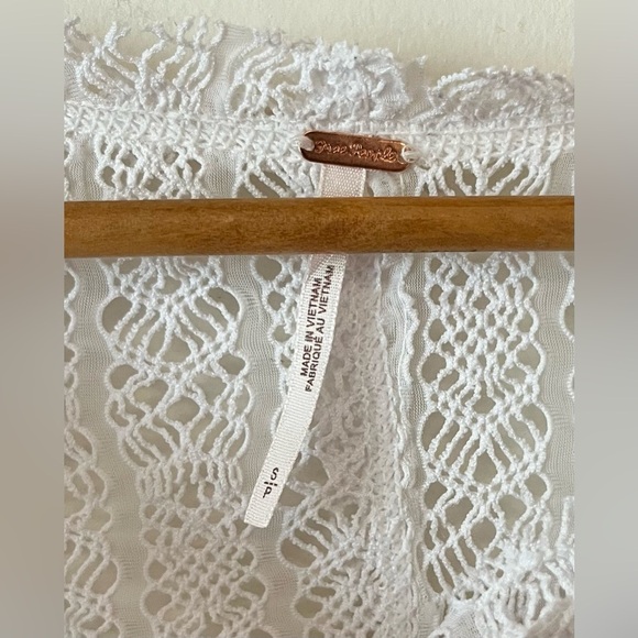 Free People Women's On The Road Twisted White Size Small Sheer Knit Relaxed Top - Picture 9 of 14